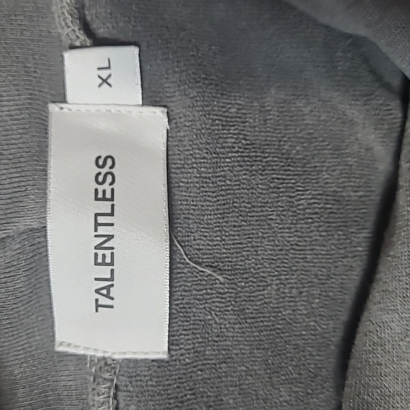 Talentless Boxing Hoodie Size XL Women's - Picture 8 of 9